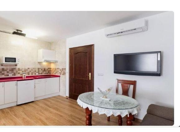 Apartamento En Olvera Luaran gambar