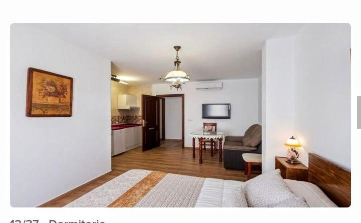Apartamento En Olvera Luaran gambar
