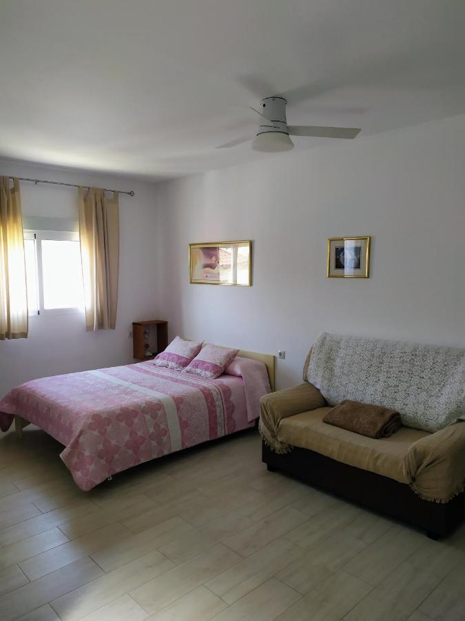 Apartamento En Olvera Luaran gambar