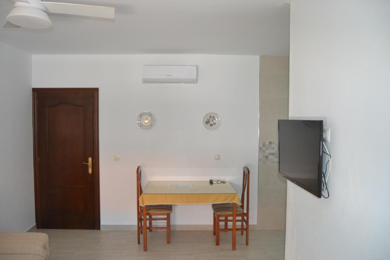 Apartamento En Olvera Luaran gambar